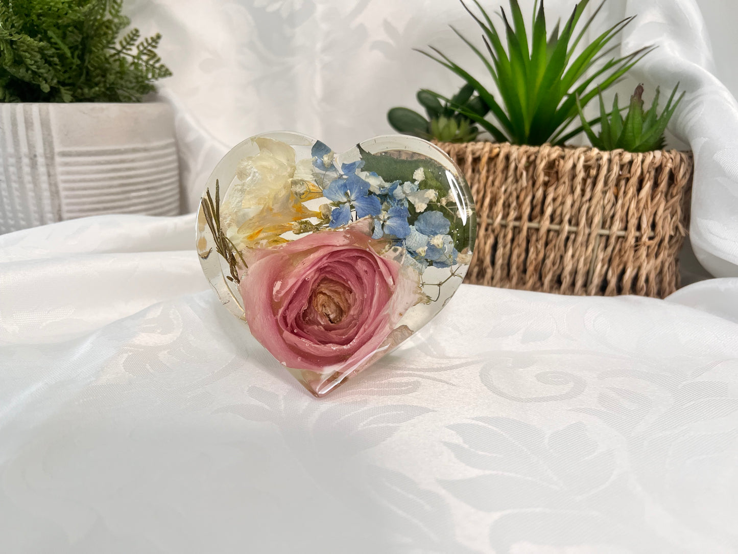 Upright Floral Hearts