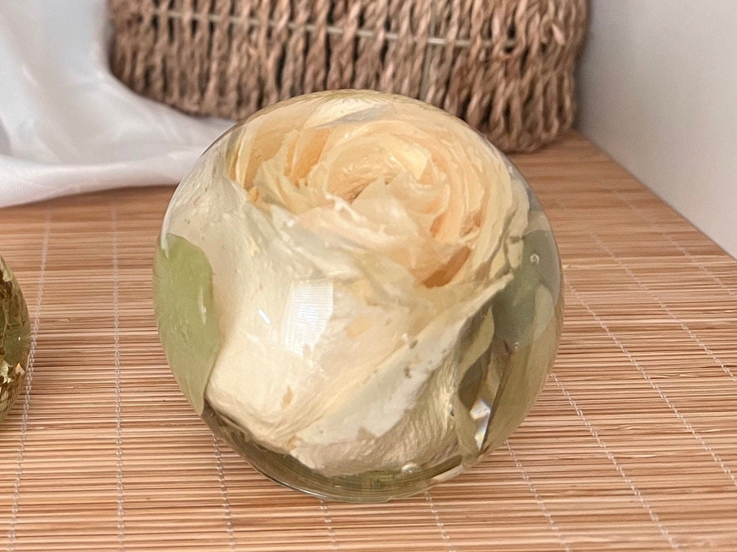 10cm Sphere Paper Weight