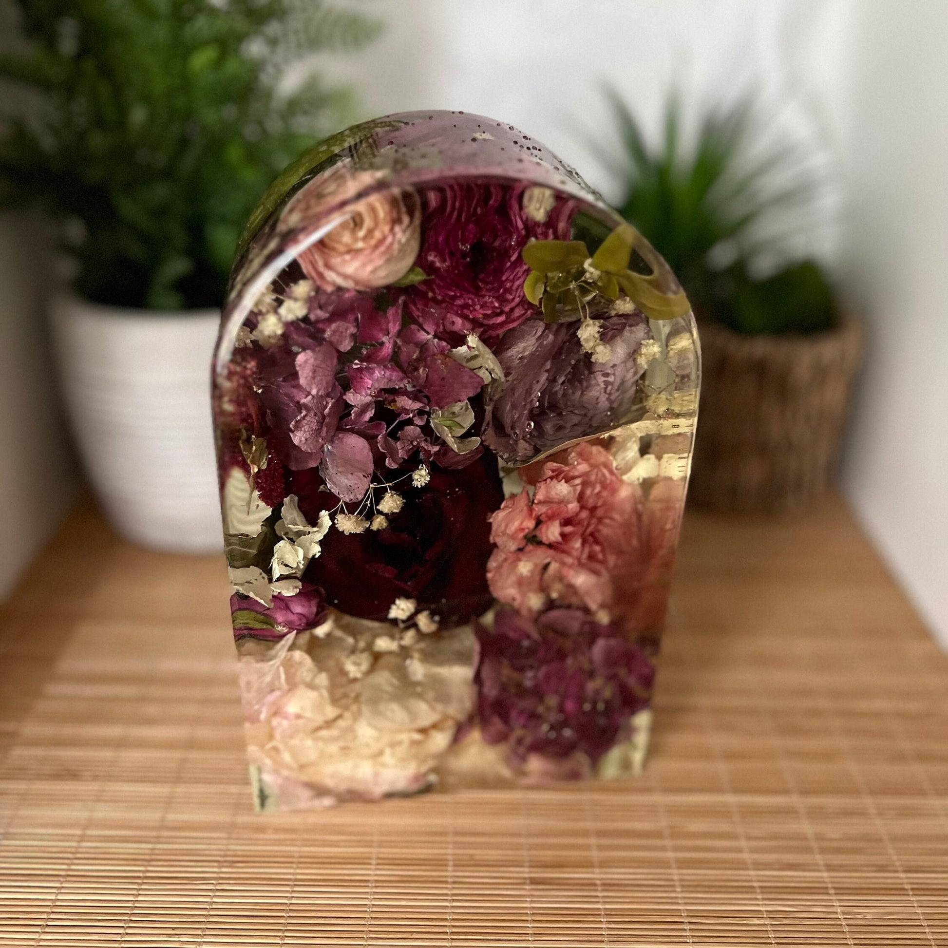 Wedding Bouquet Preservation Arch, Keepsake, Preserved Flowers, Wedding Gift, Any Occasion Flowers, Floral, Flowers in resin, Custom Made