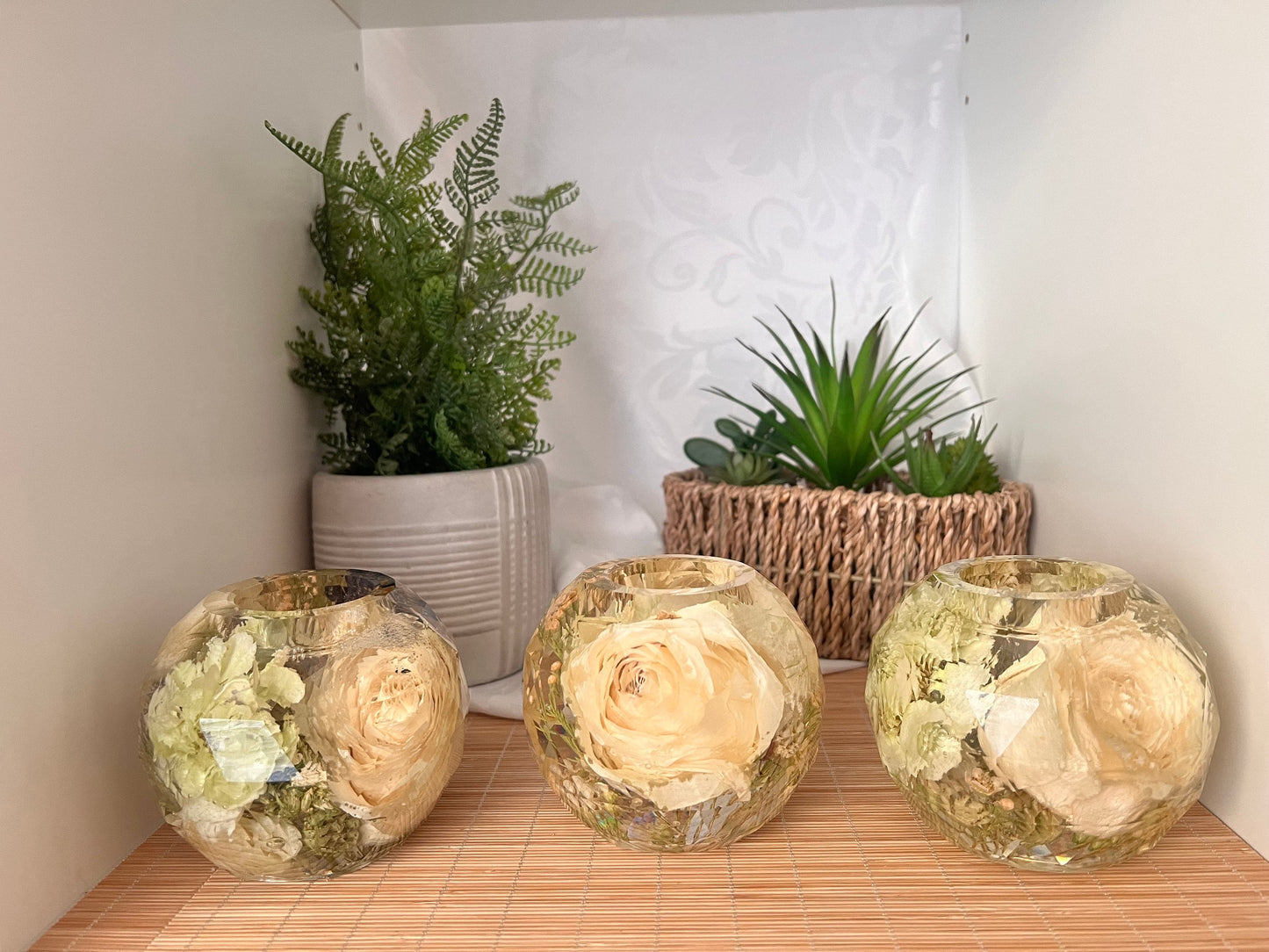 Medium Faceted Tealight